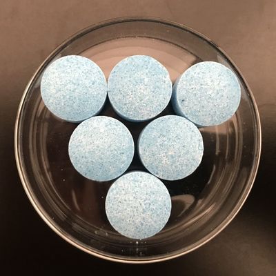 Tabella jaune bleu a raffiné le multiple de sel colorent le contenu de 99%